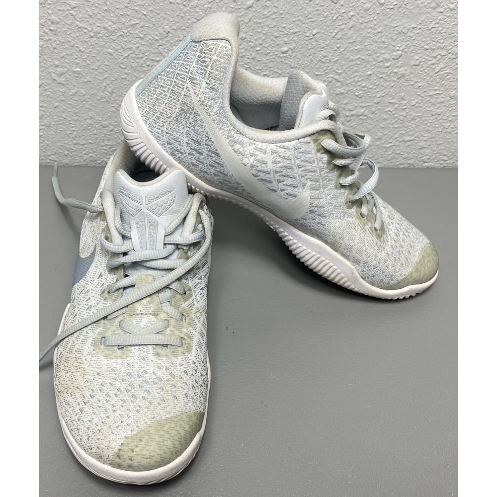 Nike Mens Kobe Bryant Mamba Instinct White Gray Shoe Sneaker Size 6.5 852473-100